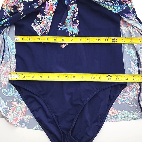 NWT CHRISTINA Medallion Navy Paisley Flyaway Bandeau One Piece Hip Minimize Sz 8 - Picture 15 of 16